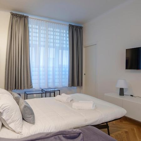 Duomo-Porta VeneziaLuxury Wifi E Netflix Apartment Milano Ngoại thất bức ảnh
